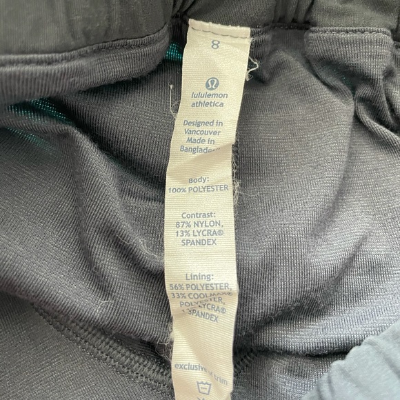 SOLD Lululemon Run Tracker Skirt Blue - Picture 4 of 4